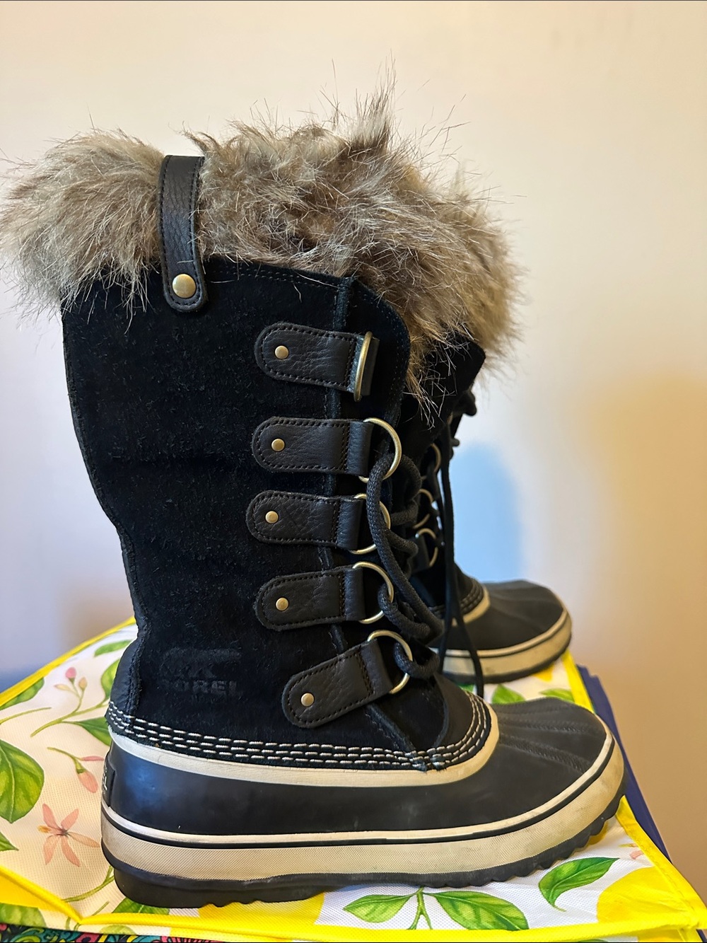 Sorel Black Faux-Fur Winter Snow Boots